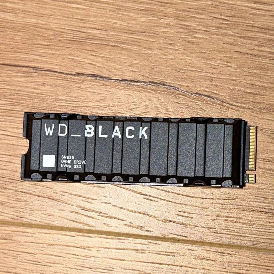WD_BLACK SN850 1TB NVMe SSD with Heatsink