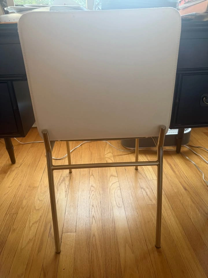 White Desk Chair - photo 3