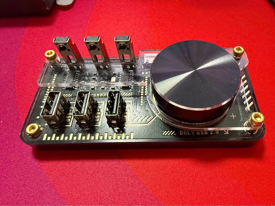 LIKE NEW EleksMaker GEEKHUB RGB USB Hub and Volume Controller