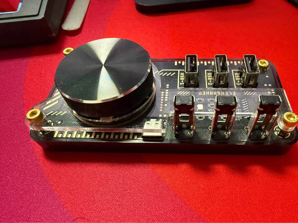 LIKE NEW EleksMaker GEEKHUB RGB USB Hub and Volume Controller - photo 2