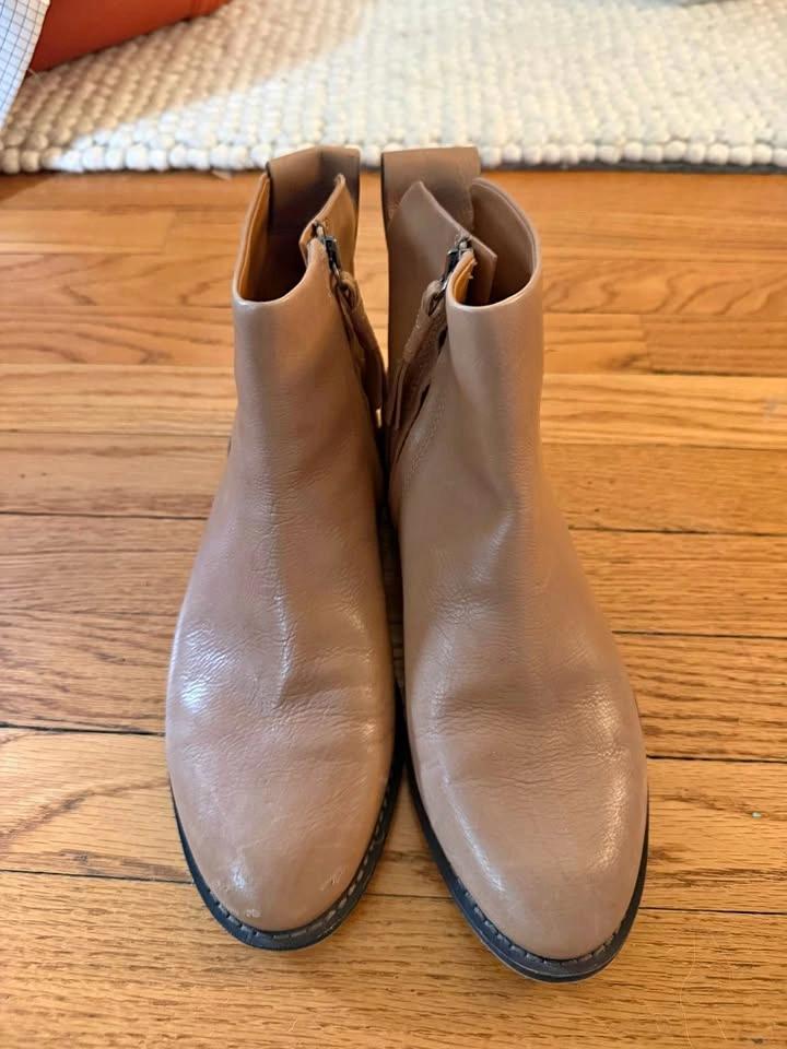Franco Sarto Leather Chelsea Boot, Size 8.5