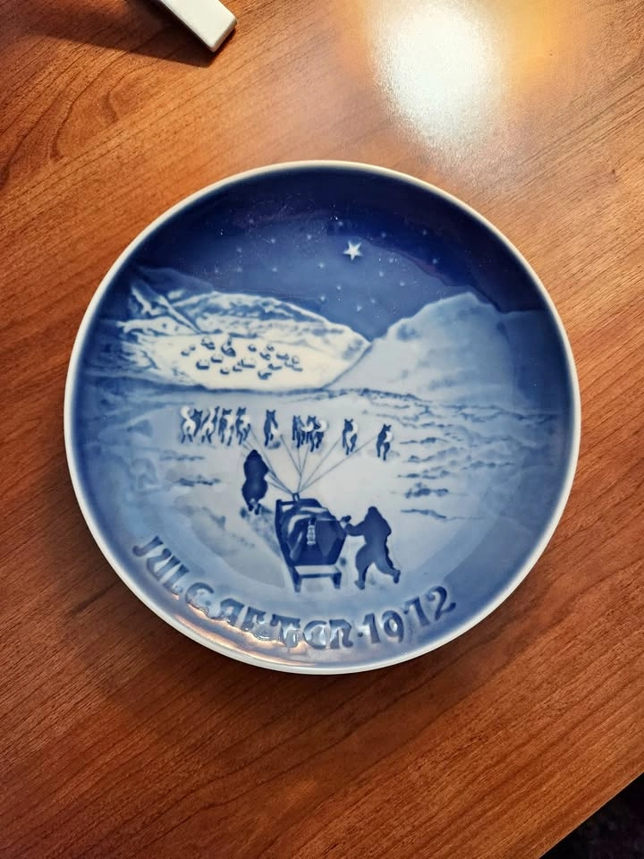 Royal Copenhagen & Bing & Grondahl 1972 Collector Plates