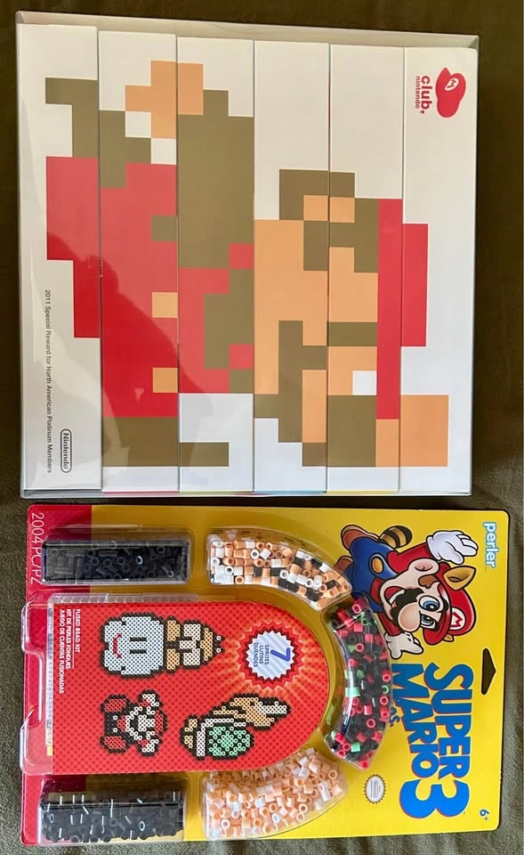 Club Nintendo 2011 Platinum Reward Pin Set & Perler Bead Kit - photo 3