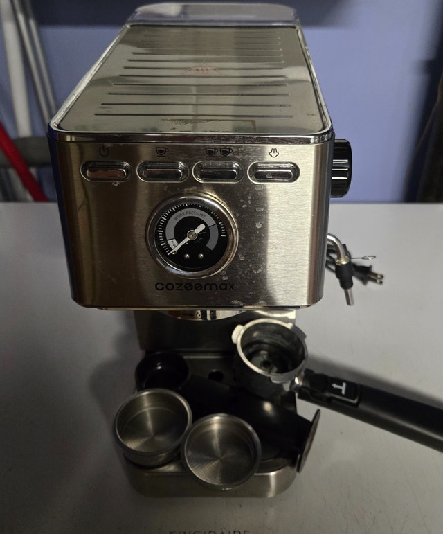 Cozeemax Espresso Machine with Steam Wand