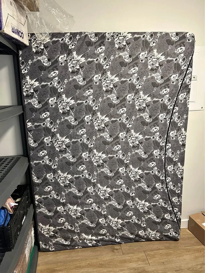Queen/ Twin Mattress