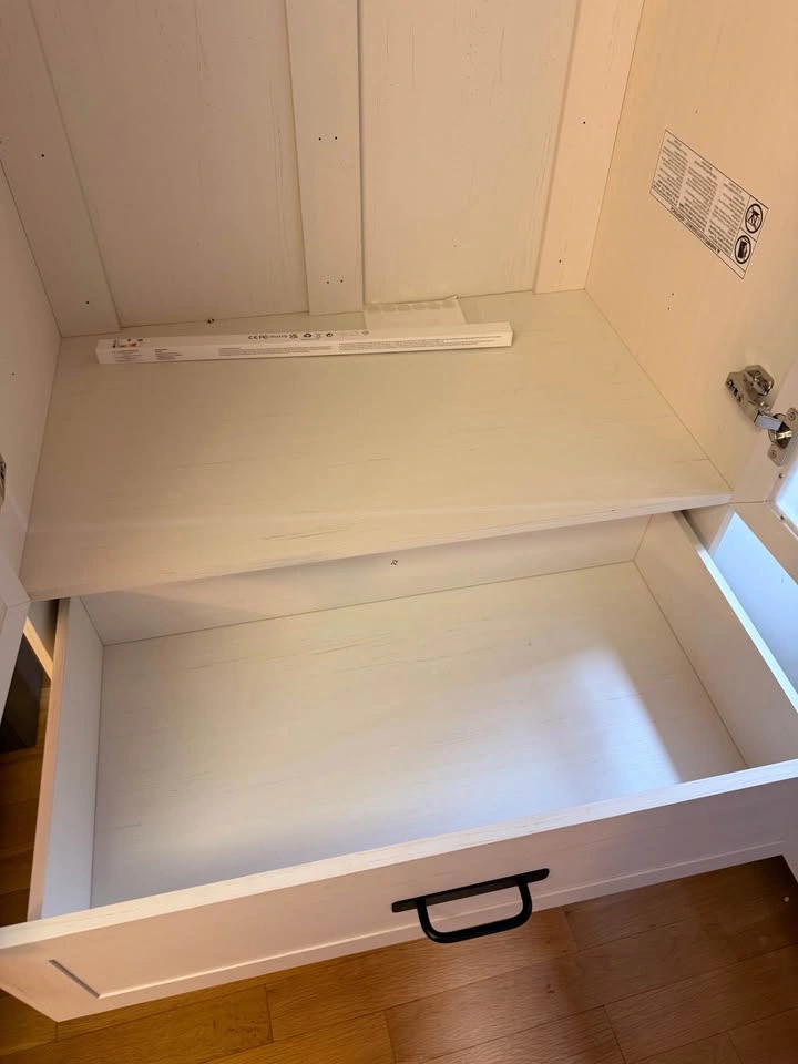 Bedroom Wardrobe - photo 4