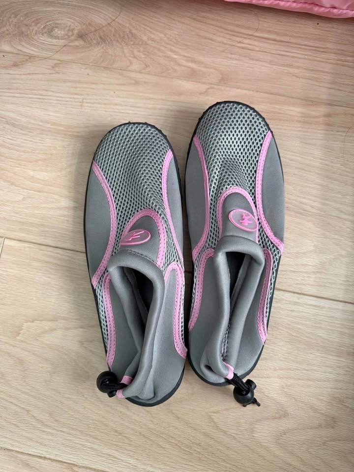 Grey and Pink Water Shoes with Drawstring