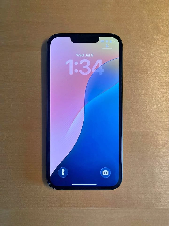 iPhone 13 - 128GB - Good Condition