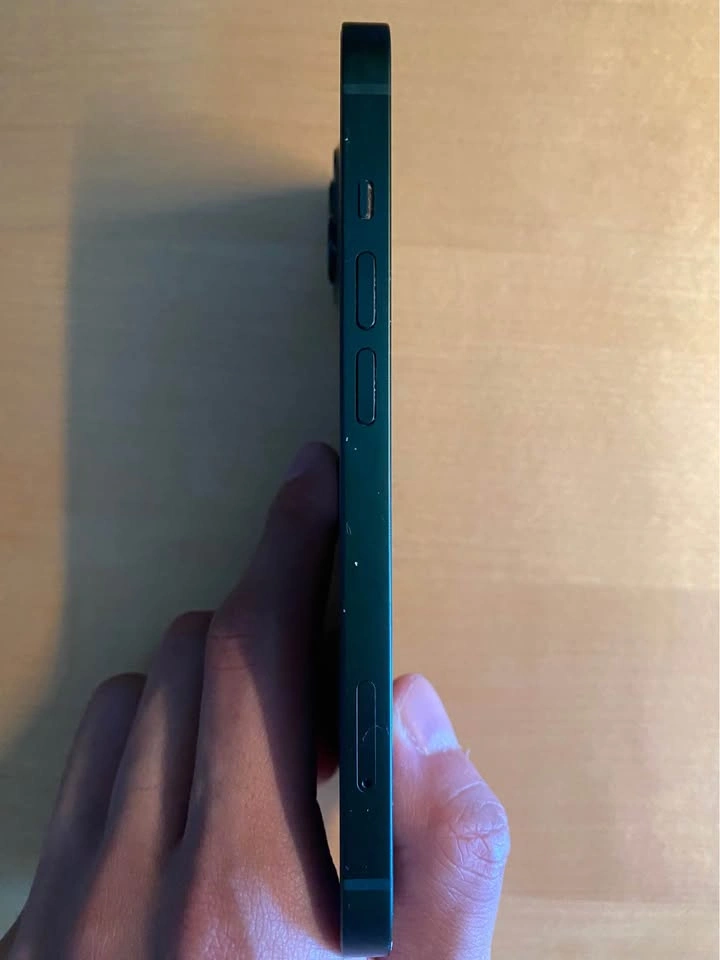 iPhone 13 - 128GB - Good Condition - photo 5