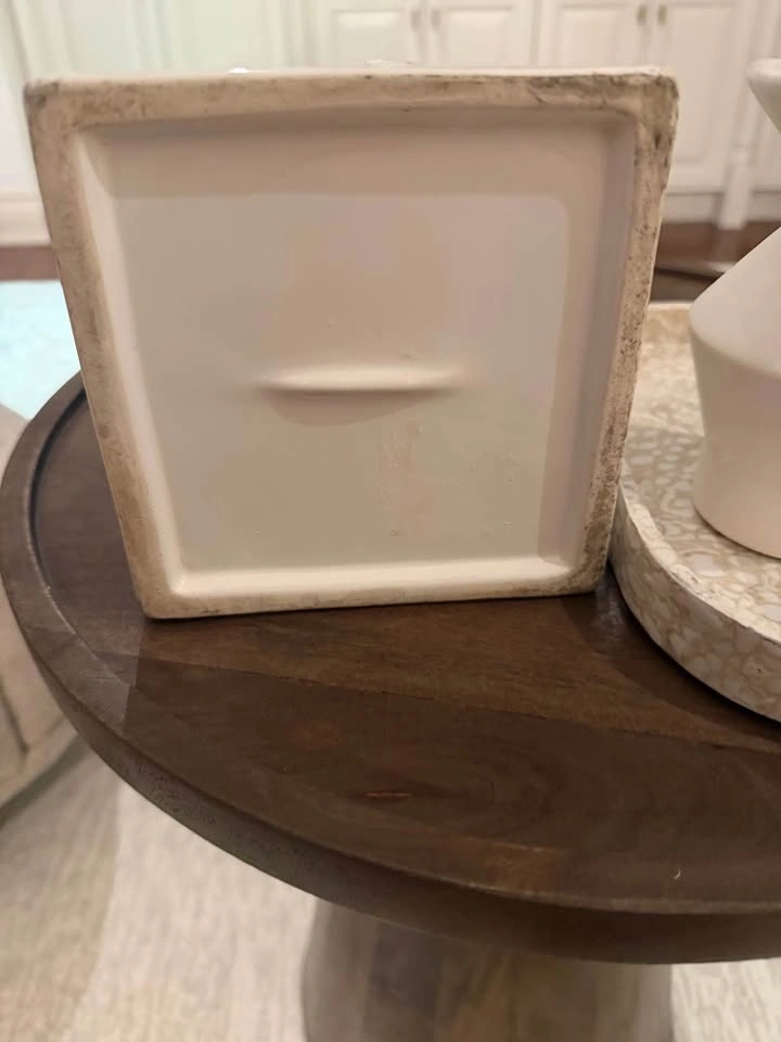 White Ceramic Owl Vase - photo 4