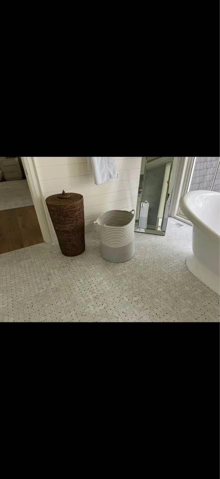 Pottery barn wicker laundry hamper - photo 5