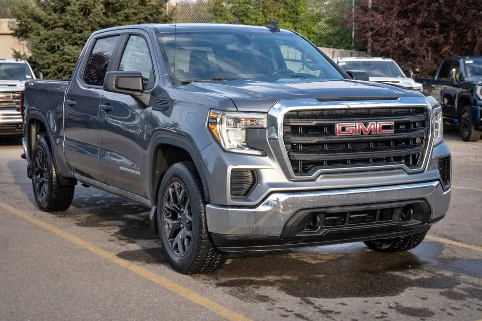 2021 GMC Sierra 1500 4WD Certified Pre-Owned thumbnail