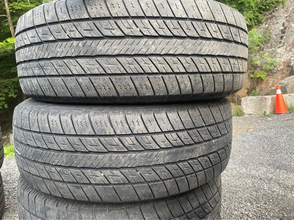 225/60R18 Tiger Paw All Season Tires - Set of 4 tires - photo 2
