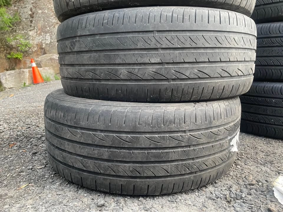 235/50R19 Hankook All Season Tires - Set of 4 tires - photo 3