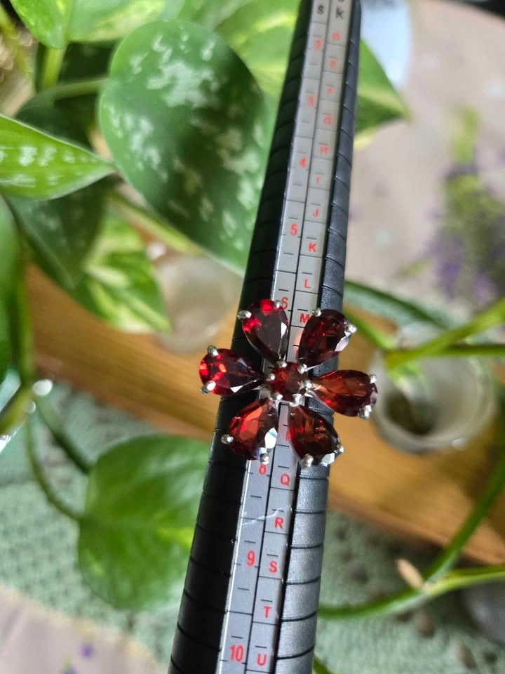Sterling Silver Garnet Flower Ring 7 Statement Jewelry - photo 5
