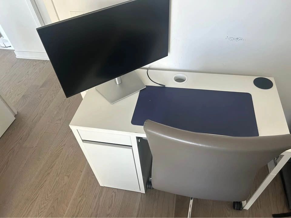 White Work desk/table - photo 2