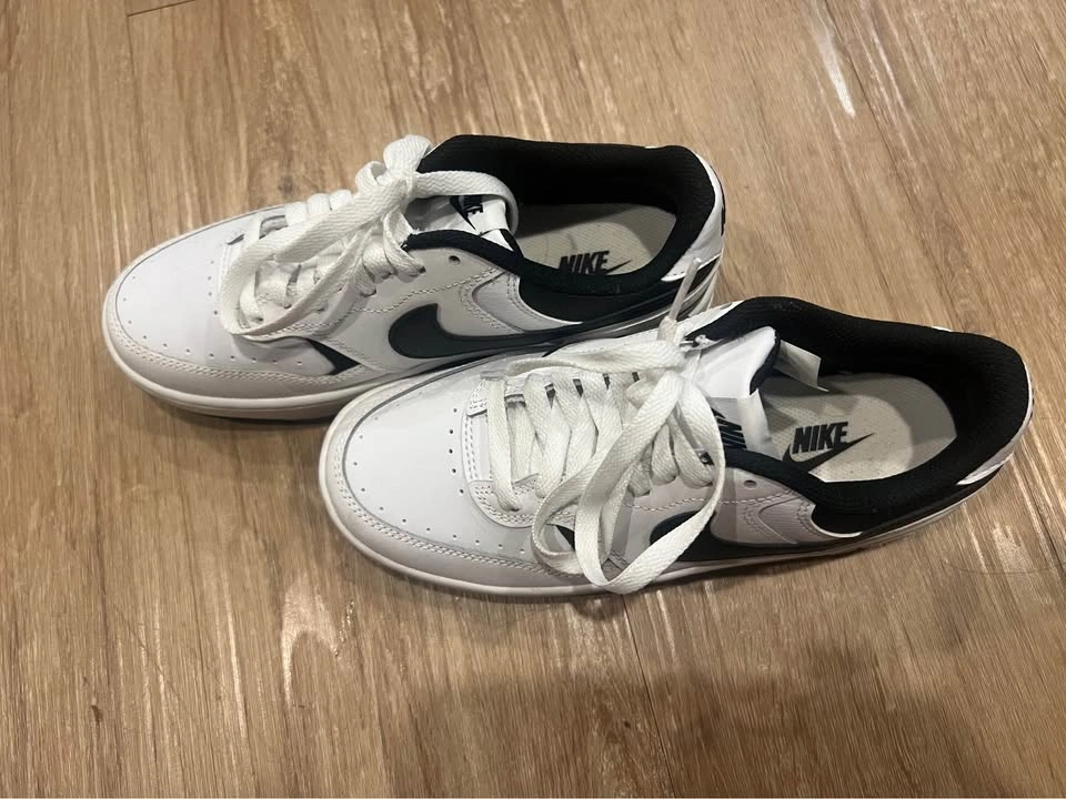 Nike Shoes US size 7 - photo 2