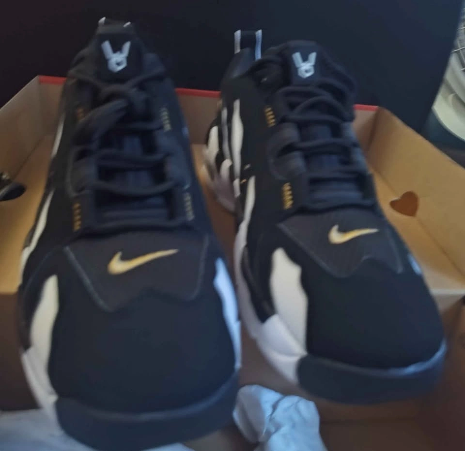 NIKE AIR-MAX LOW SIZE 10 BRAND NEW - photo 2