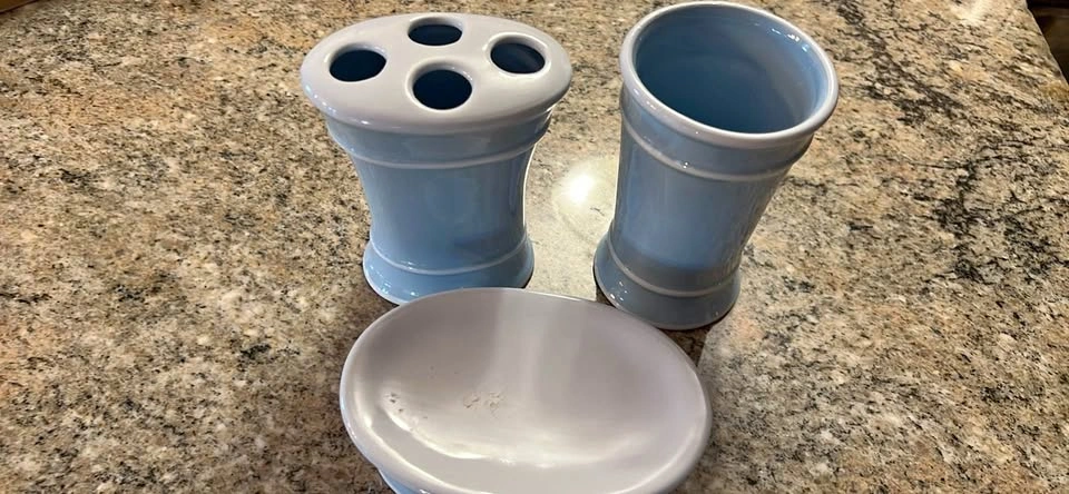 Wamsutta Color Accents Blue Crush Bathroom Set