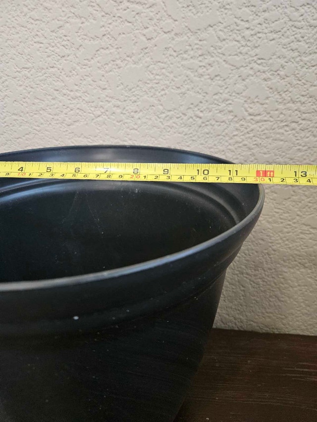 Outdoor Planter - photo 3