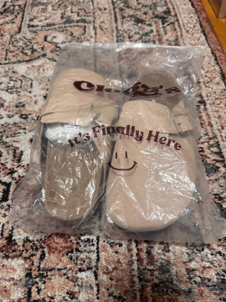 Suede Clogs Size 40 - photo 3