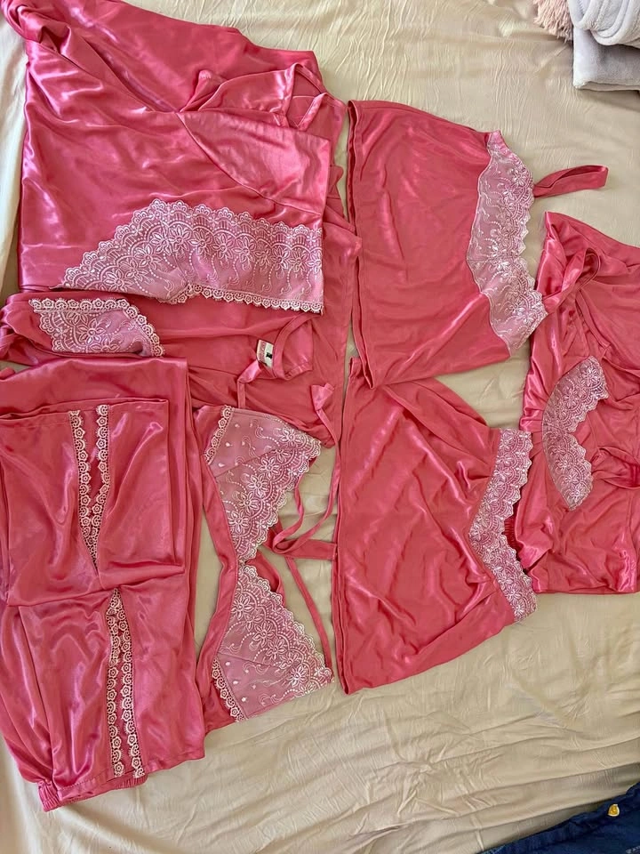 Women ladies night gown/suit set