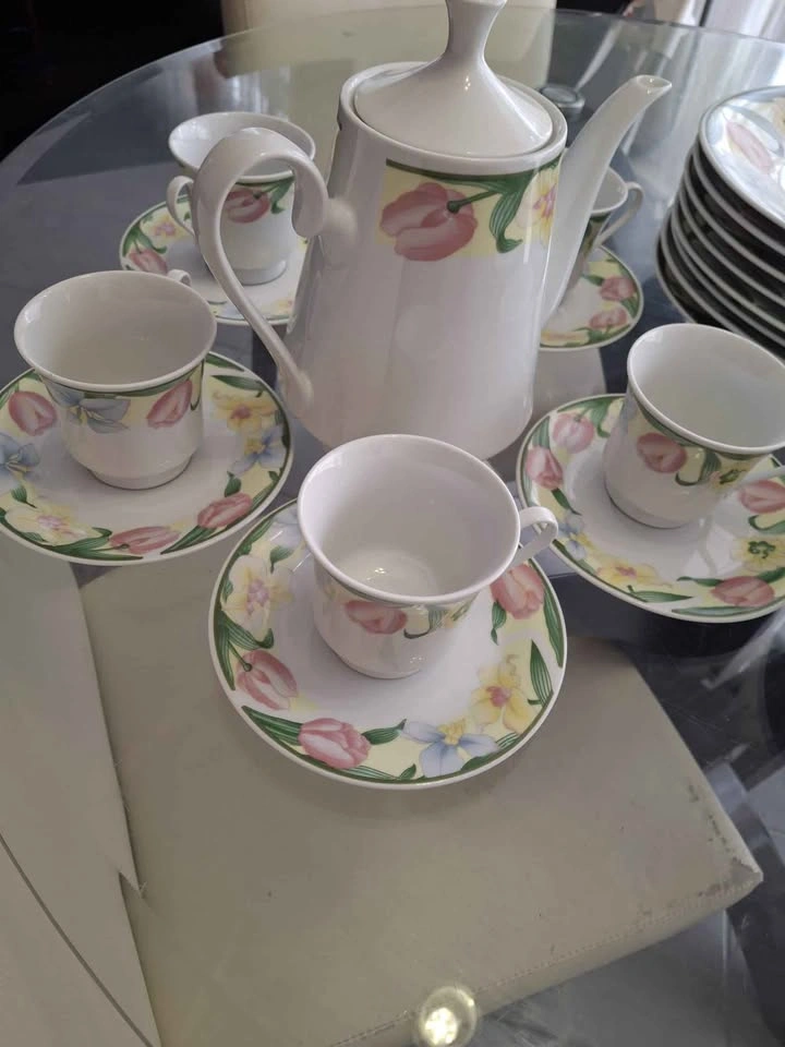 Dinnerware set & tea Cups - photo 2