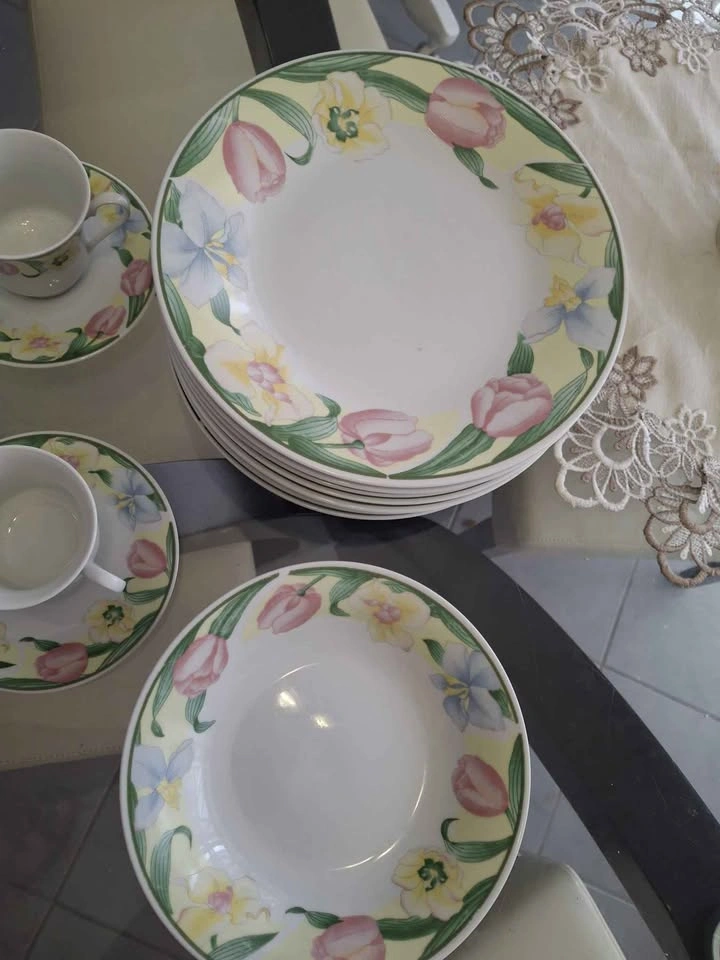 Dinnerware set & tea Cups - photo 3
