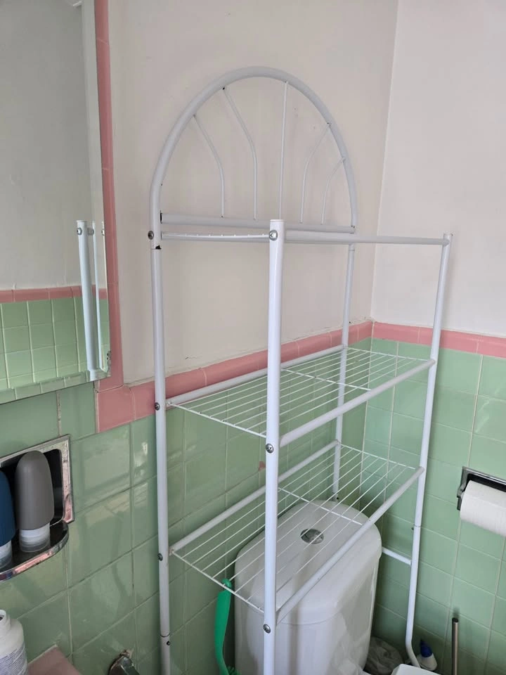 Metal over-the-toilet shelf - photo 3
