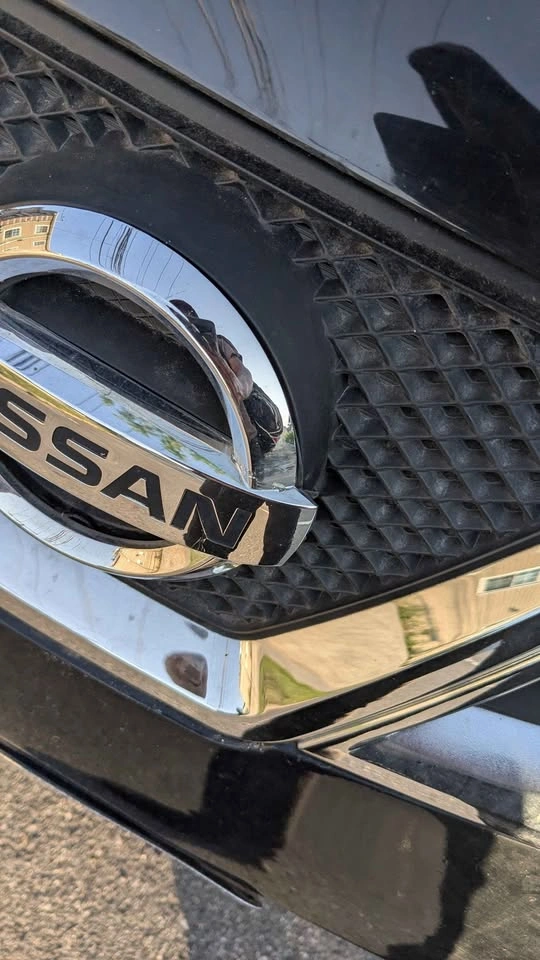 2011 Nissan Rogue · SL Sport Utility 4D - photo 2