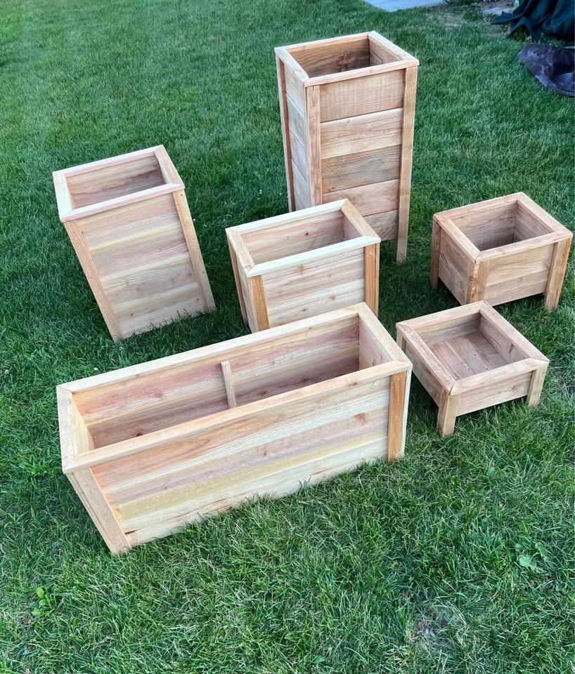 Handmade Cedar Planter Boxes – Multiple Sizes Available - photo 2