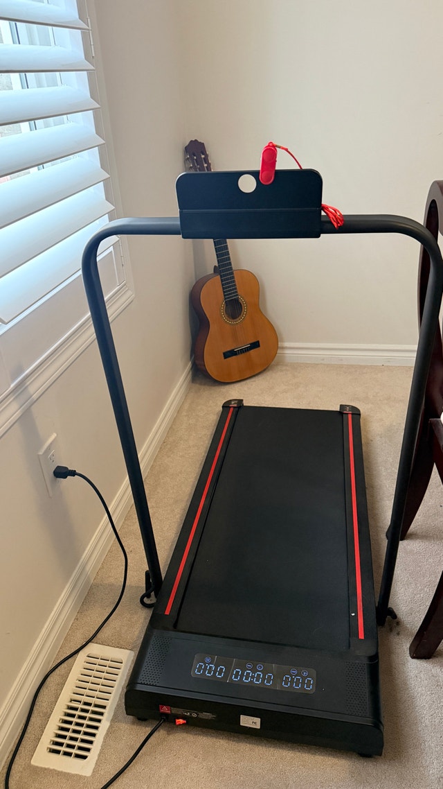 2-in-1 Folding Treadmill under desk Walking Pad - photo 2