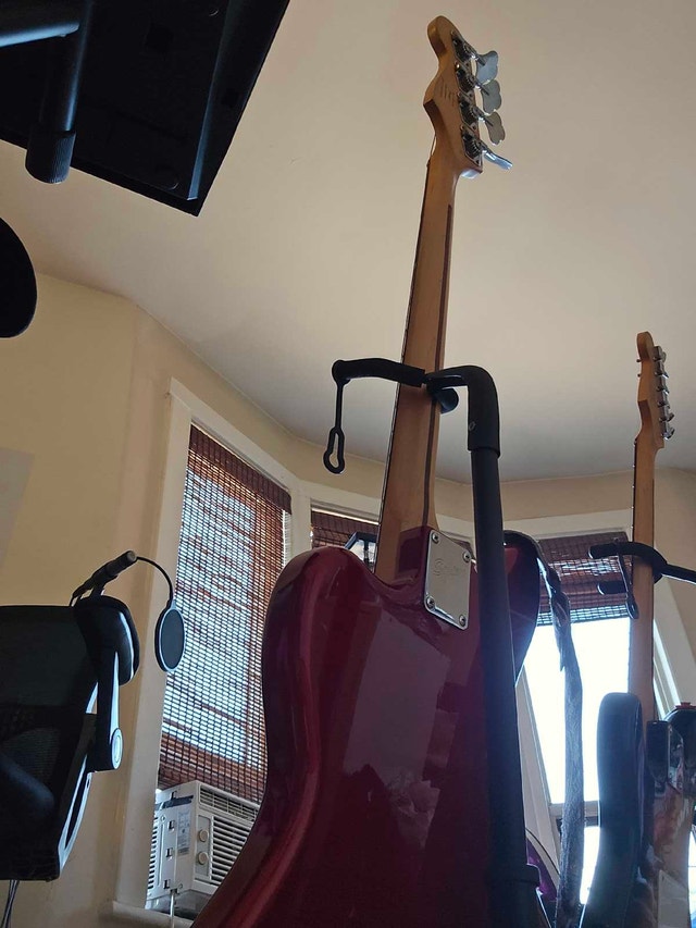 Squier Jaguar Bass - photo 5
