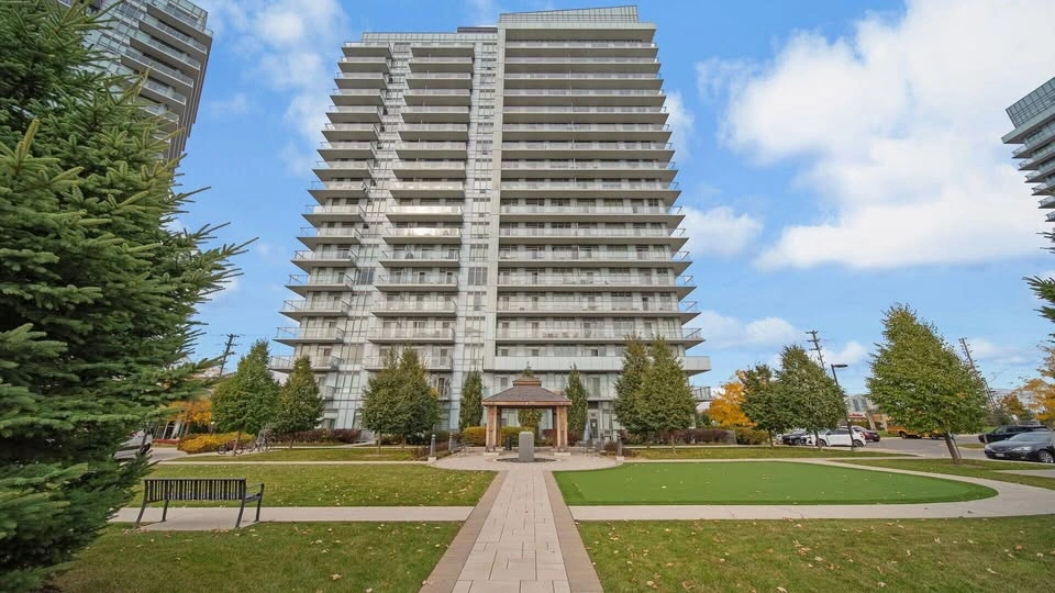 2 Beds 2 Baths Apartment - photo 2