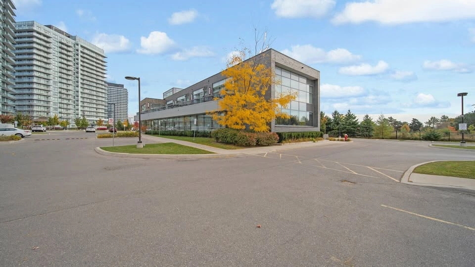 2 Beds 2 Baths Apartment - photo 4