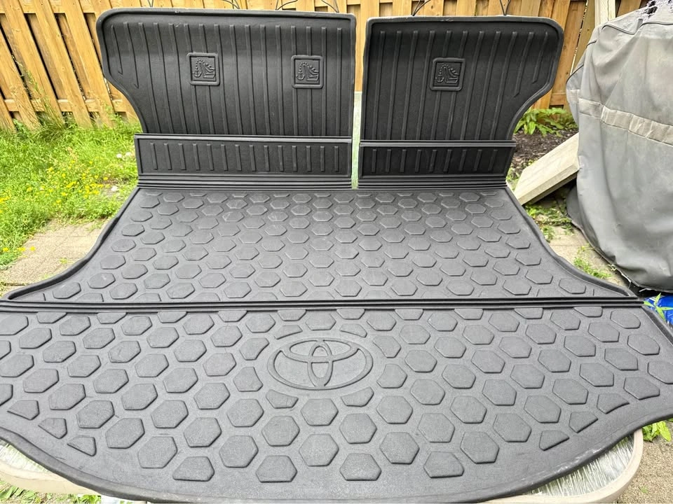 2017 Toyota RAV4 Genuine OEM Honeycomb Cargo Tray/Liner - photo 2