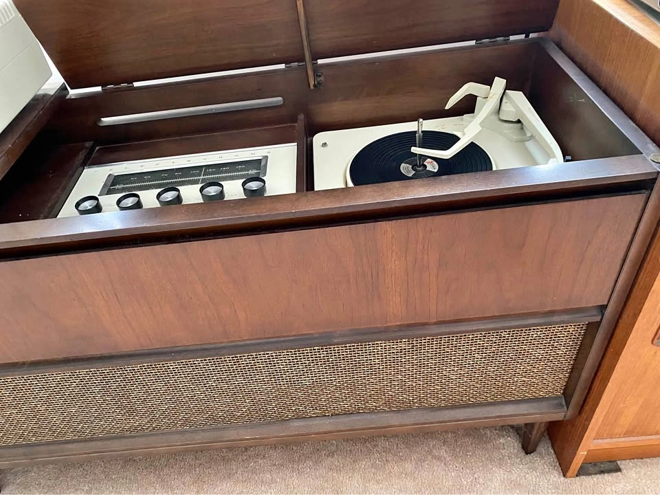 Electrohome Kismet Stereo Console with Garrard Turntable
