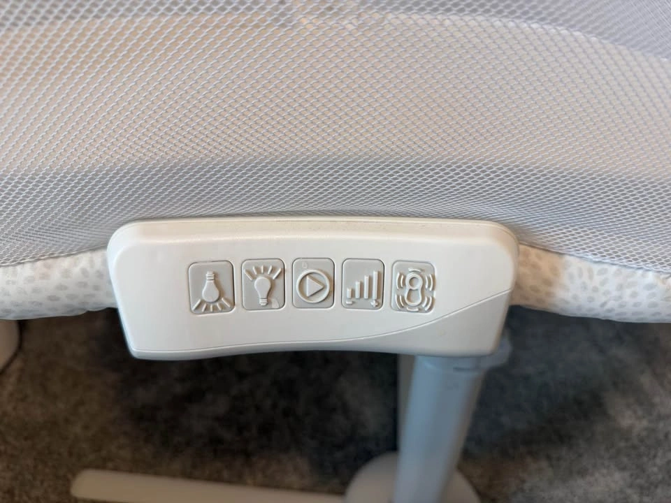 HALO Bassinest Swivel Sleeper - photo 3