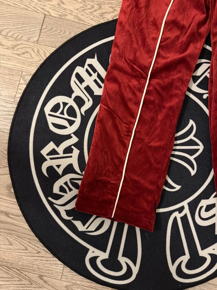 Corteiz “Red Valour” Tracksuit Set - photo 5