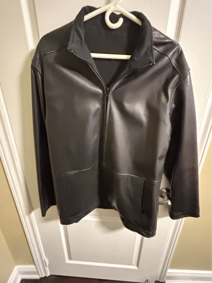 Authentic Men’s Danier Real Leather Jacket - Black, Size Medium - photo 2