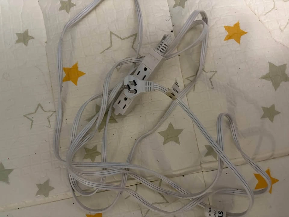 White 3-Outlet Extension Cord 15ft - photo 2