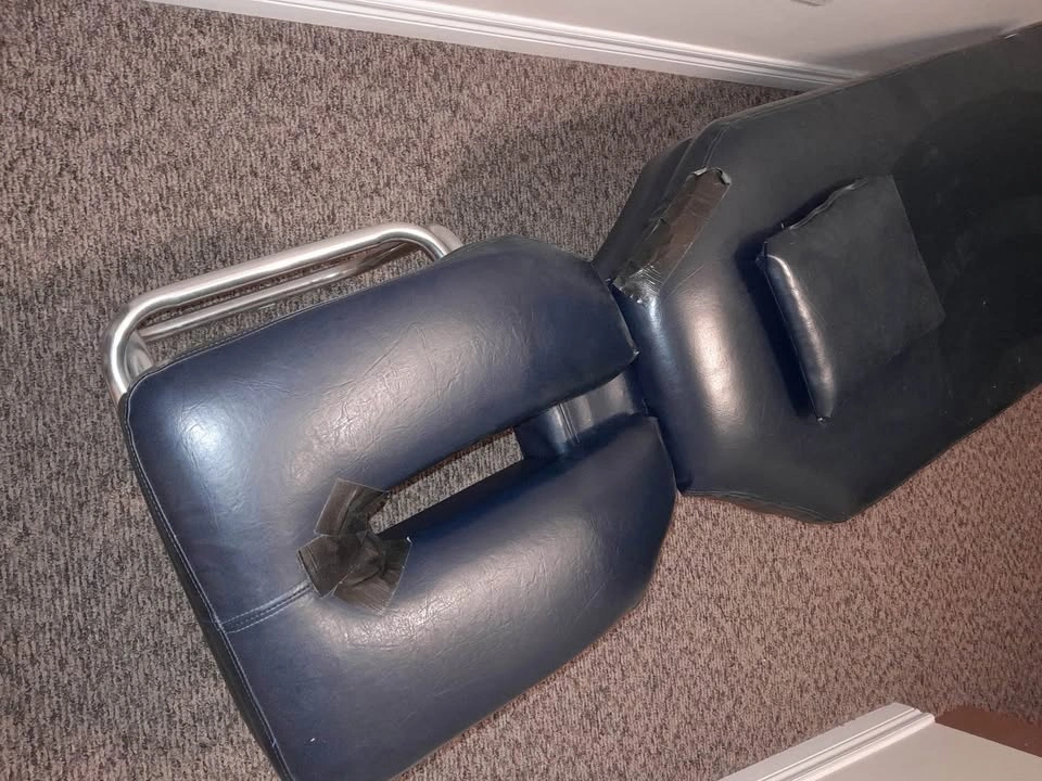 stationary Chiropractic chair - photo 3
