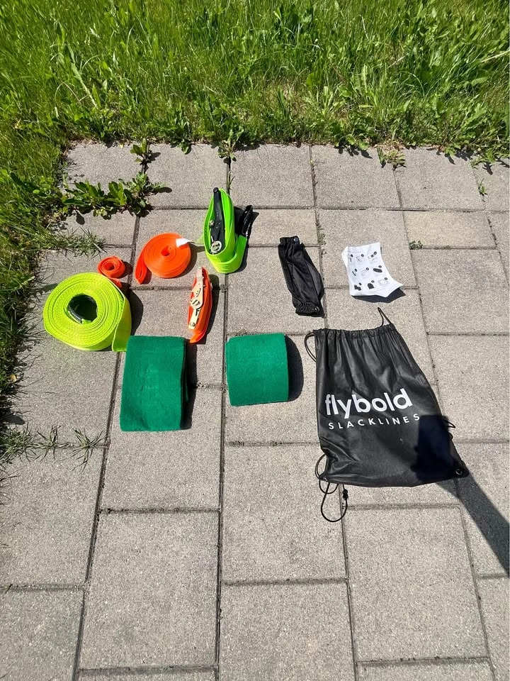 Flybold slackline