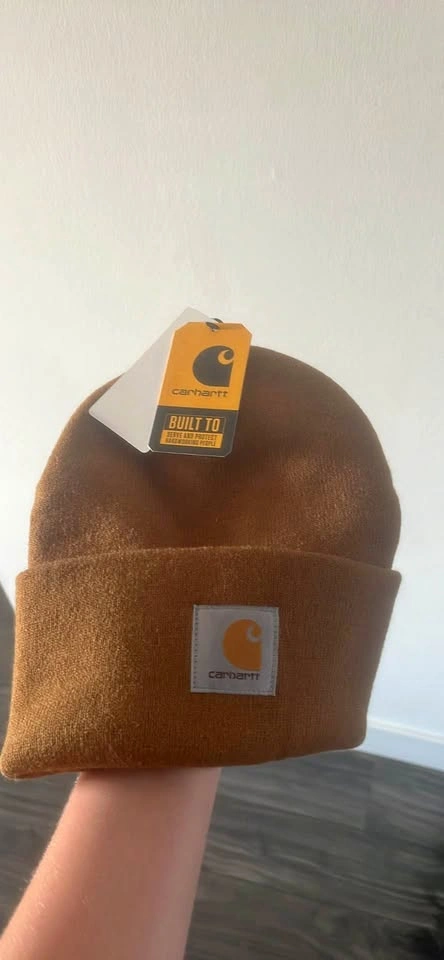 Carhartt hat