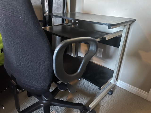 Computer Desk with Keyboard Tray and Adjustable Office Chair