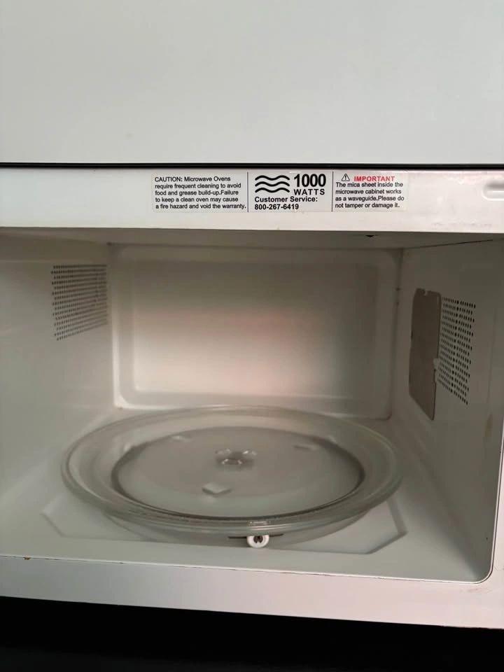 Mini Fridge & Microwave Bundle - photo 5