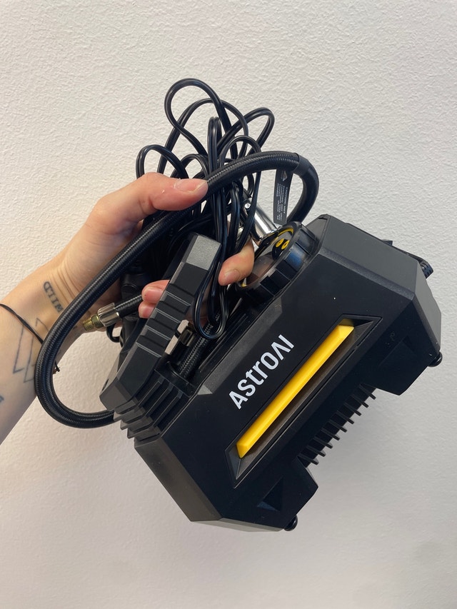 AstroAI Portable Car Air Compressor & Smart Tire Inflator - photo 3