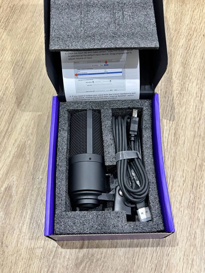 Microphone