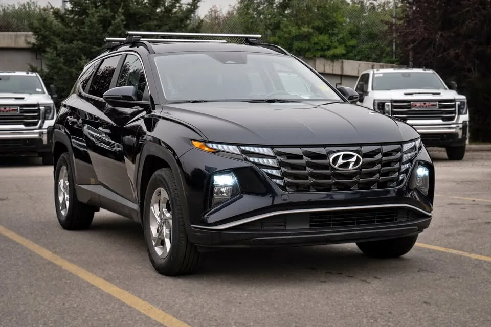 2022 Hyundai Tucson Preferred AWD | Regular Unleaded I-4 thumbnail