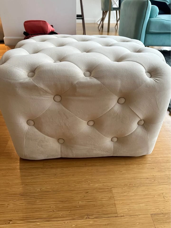 Modern Off-White Tufted Velvet Ottoman Upholstered Ottoman Stool - photo 4